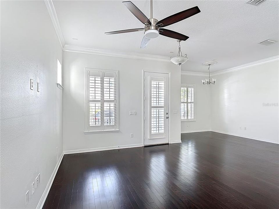For Sale: $660,000 (3 beds, 2 baths, 2111 Square Feet)