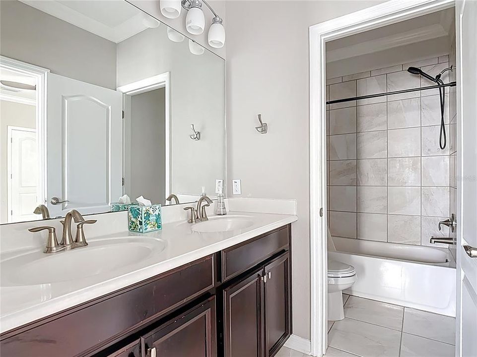 For Sale: $660,000 (3 beds, 2 baths, 2111 Square Feet)
