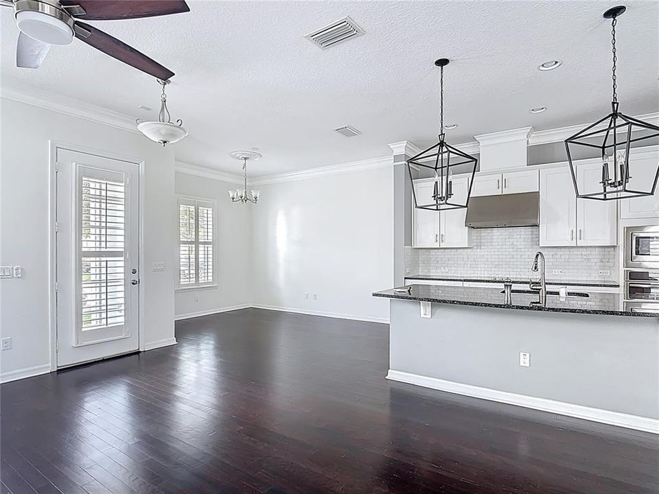 For Sale: $660,000 (3 beds, 2 baths, 2111 Square Feet)