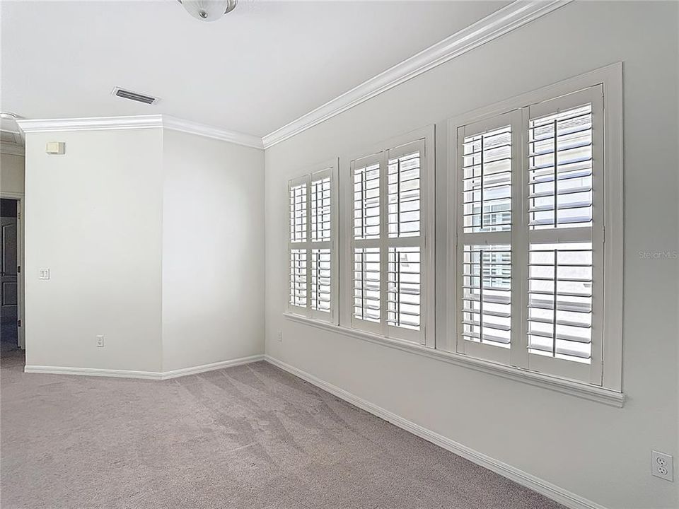 For Sale: $660,000 (3 beds, 2 baths, 2111 Square Feet)
