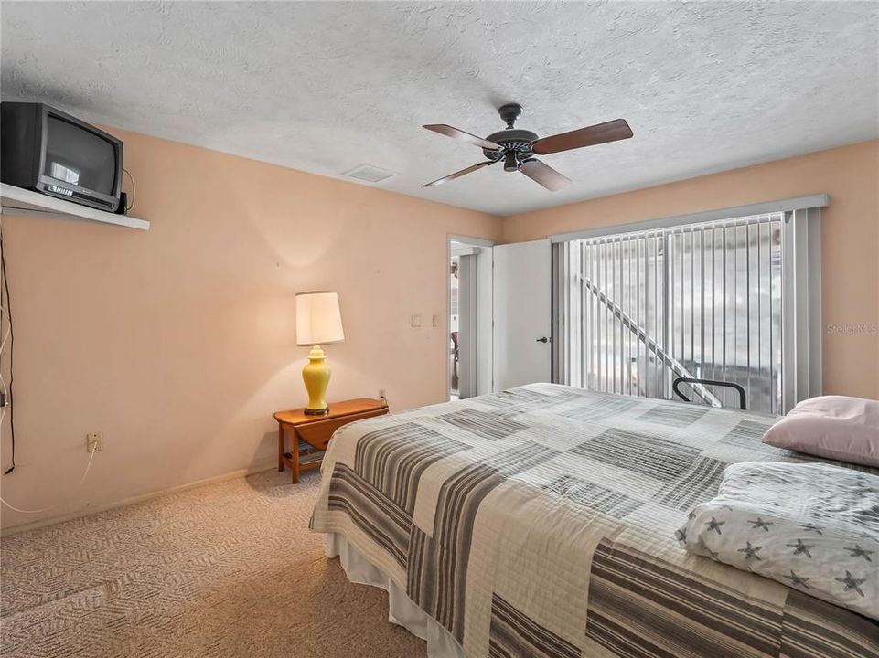 For Sale: $347,700 (3 beds, 2 baths, 1664 Square Feet)