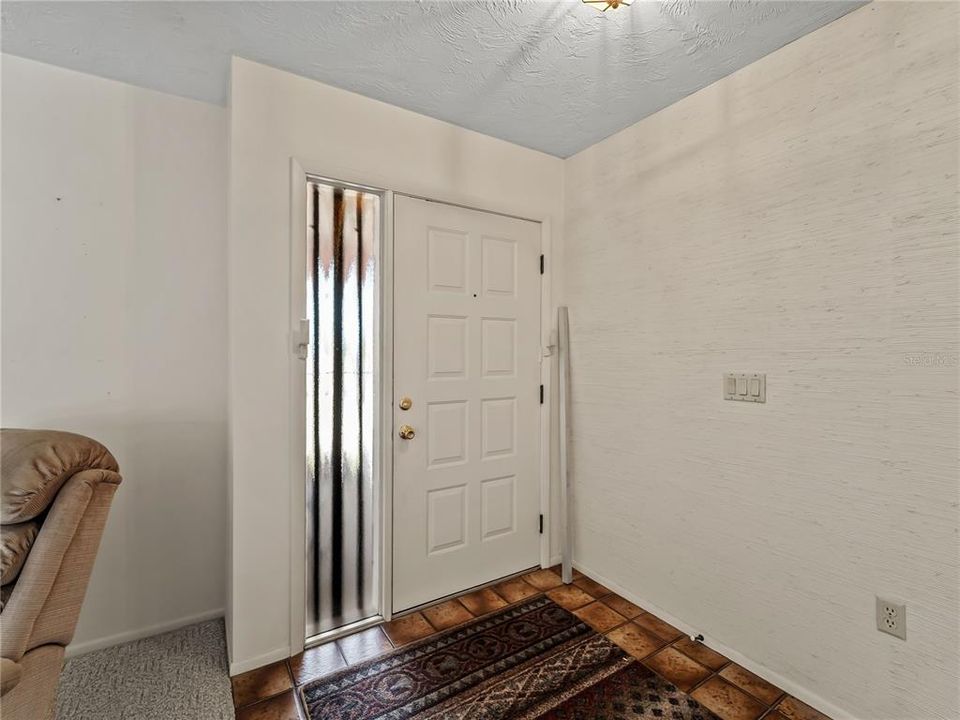 For Sale: $347,700 (3 beds, 2 baths, 1664 Square Feet)