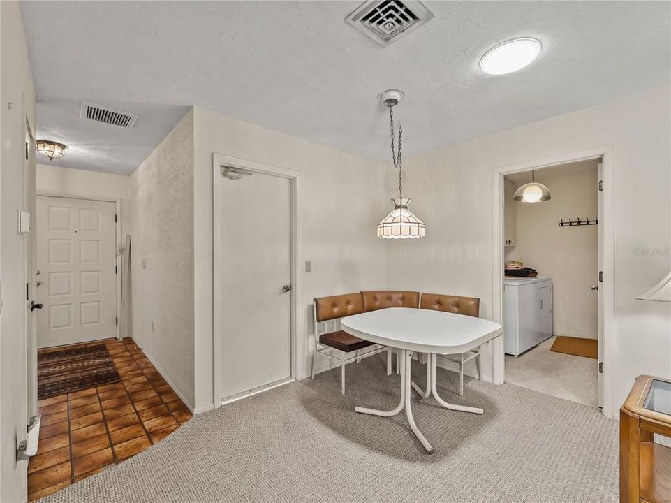 For Sale: $347,700 (3 beds, 2 baths, 1664 Square Feet)