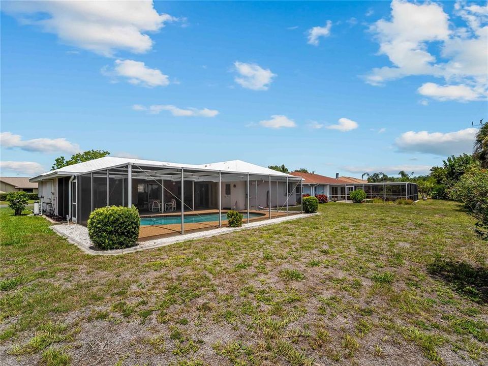 For Sale: $347,700 (3 beds, 2 baths, 1664 Square Feet)