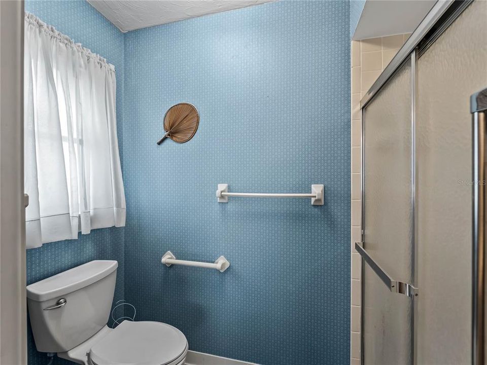 For Sale: $347,700 (3 beds, 2 baths, 1664 Square Feet)