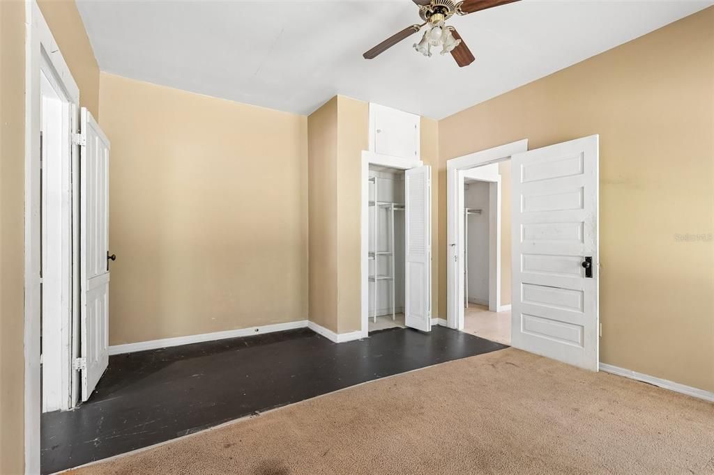 For Sale: $115,000 (4 beds, 2 baths, 1408 Square Feet)