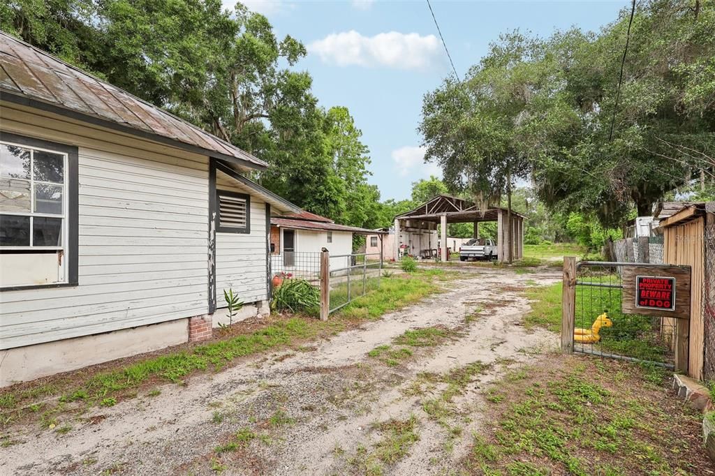 For Sale: $115,000 (4 beds, 2 baths, 1408 Square Feet)