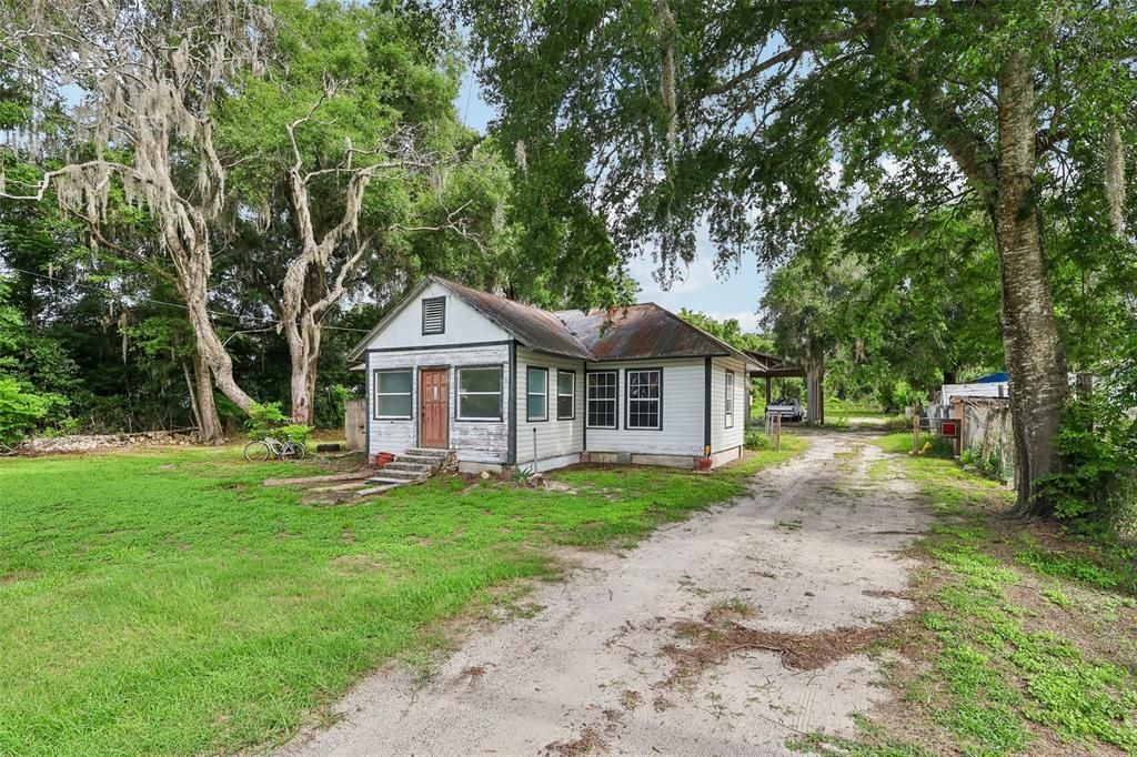 For Sale: $115,000 (4 beds, 2 baths, 1408 Square Feet)