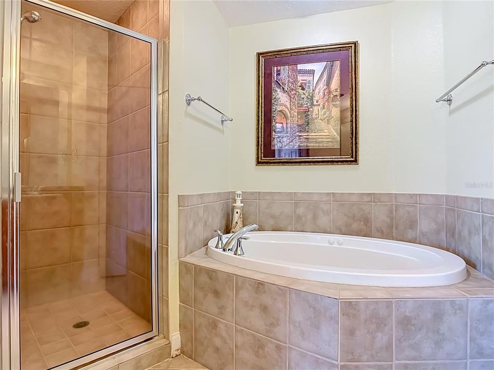 На продажу: $699,900 (3 спален, 3 ванн, 2480 Квадратных фут)