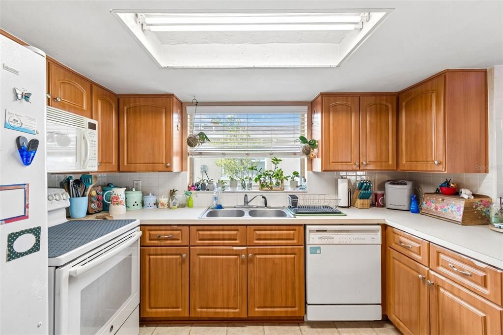 En Venta: $244,900 (2 camas, 2 baños, 1487 Pies cuadrados)