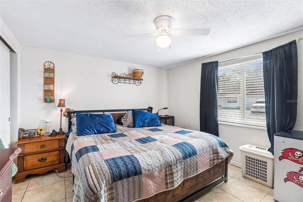 En Venta: $244,900 (2 camas, 2 baños, 1487 Pies cuadrados)