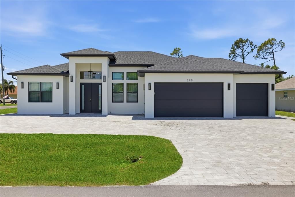 For Sale: $799,000 (4 beds, 2 baths, 2242 Square Feet)