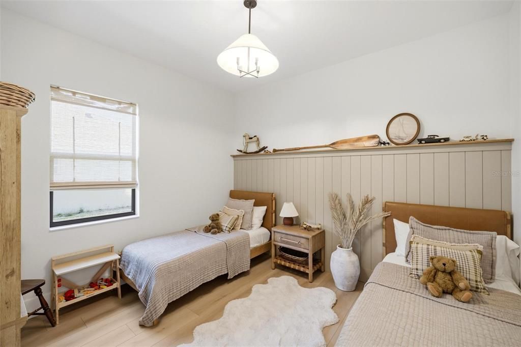 For Sale: $799,000 (4 beds, 2 baths, 2242 Square Feet)