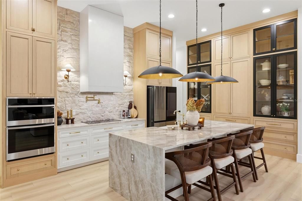 For Sale: $799,000 (4 beds, 2 baths, 2242 Square Feet)