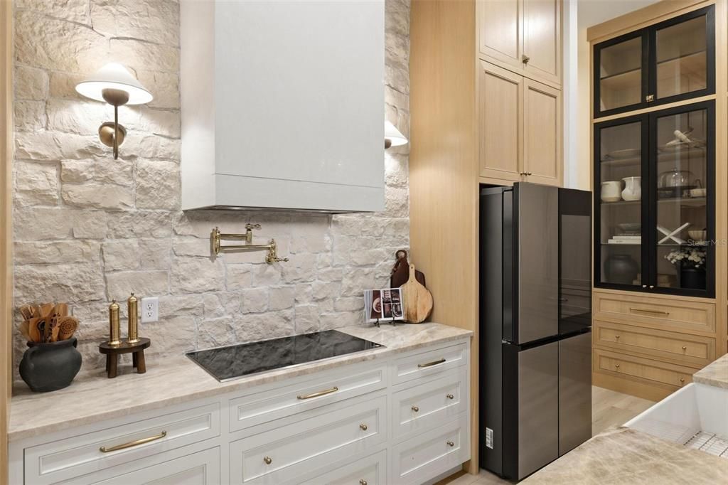 For Sale: $799,000 (4 beds, 2 baths, 2242 Square Feet)