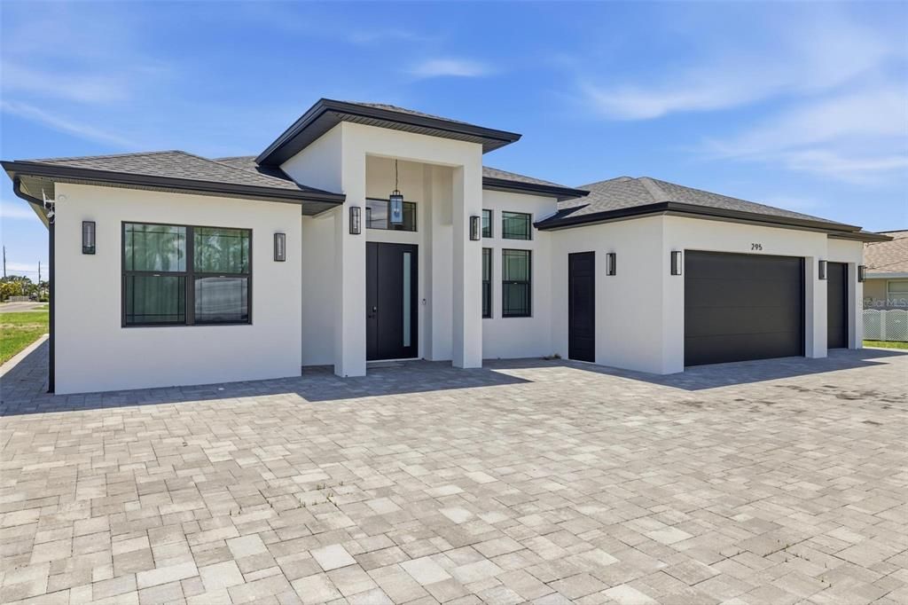 For Sale: $799,000 (4 beds, 2 baths, 2242 Square Feet)