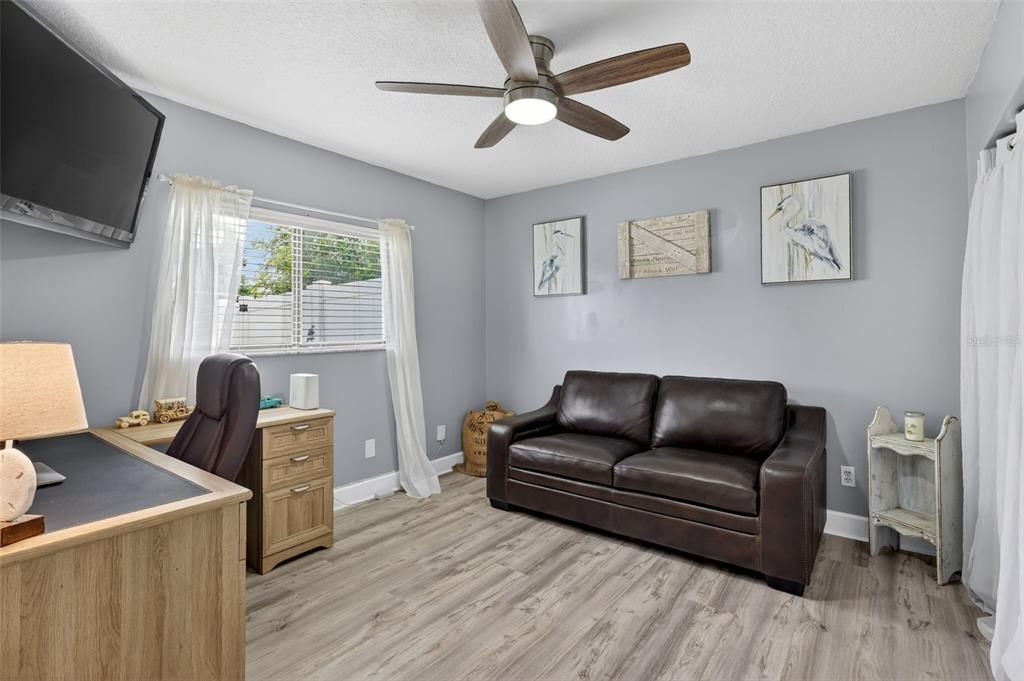 For Sale: $369,900 (3 beds, 2 baths, 1556 Square Feet)