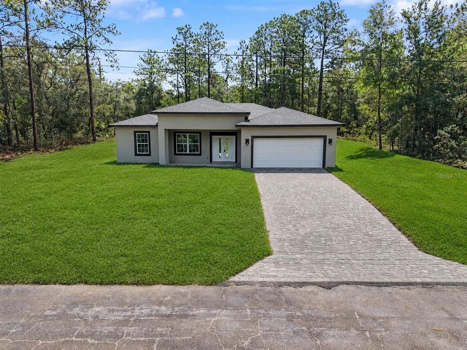 For Sale: $267,900 (3 beds, 2 baths, 1529 Square Feet)