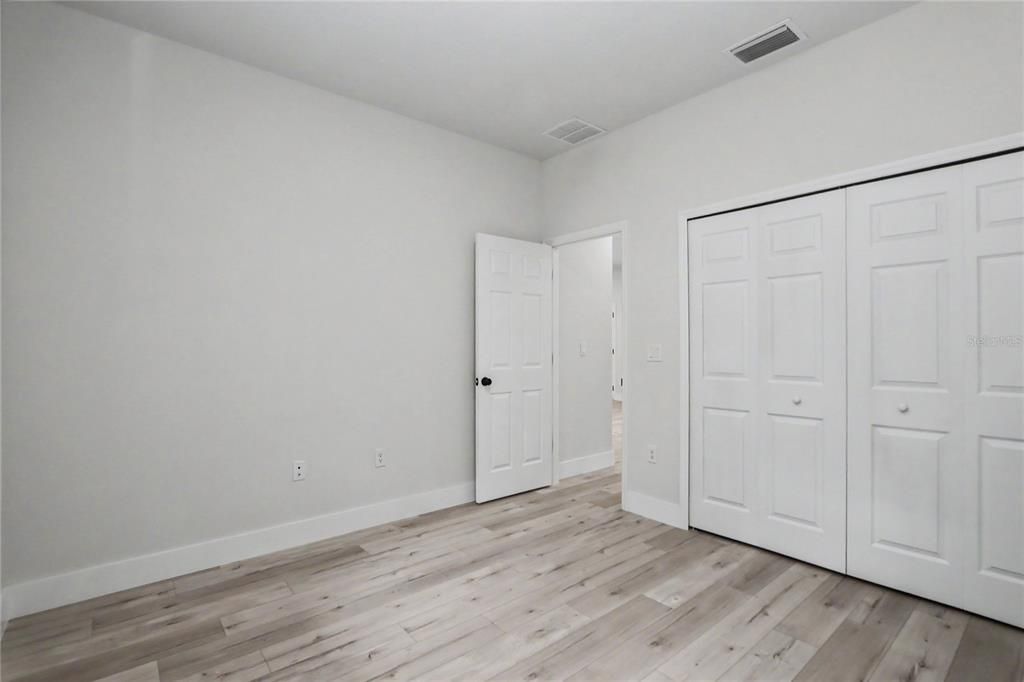 For Sale: $267,900 (3 beds, 2 baths, 1529 Square Feet)