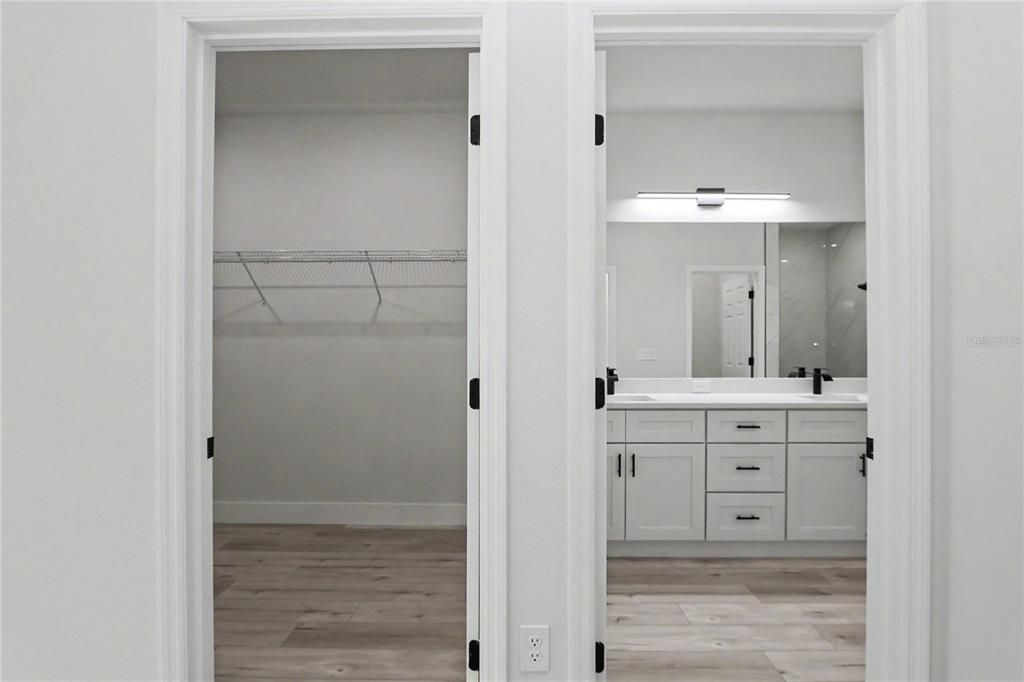 For Sale: $267,900 (3 beds, 2 baths, 1529 Square Feet)