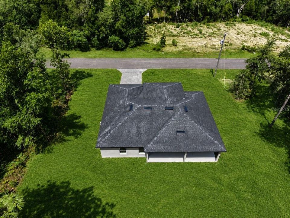 For Sale: $267,900 (3 beds, 2 baths, 1529 Square Feet)