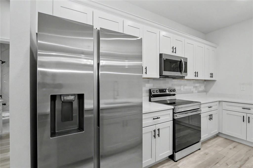 For Sale: $267,900 (3 beds, 2 baths, 1529 Square Feet)