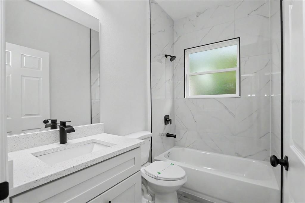 For Sale: $267,900 (3 beds, 2 baths, 1529 Square Feet)
