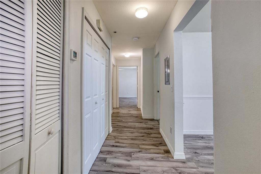 For Sale: $240,000 (3 beds, 2 baths, 1435 Square Feet)