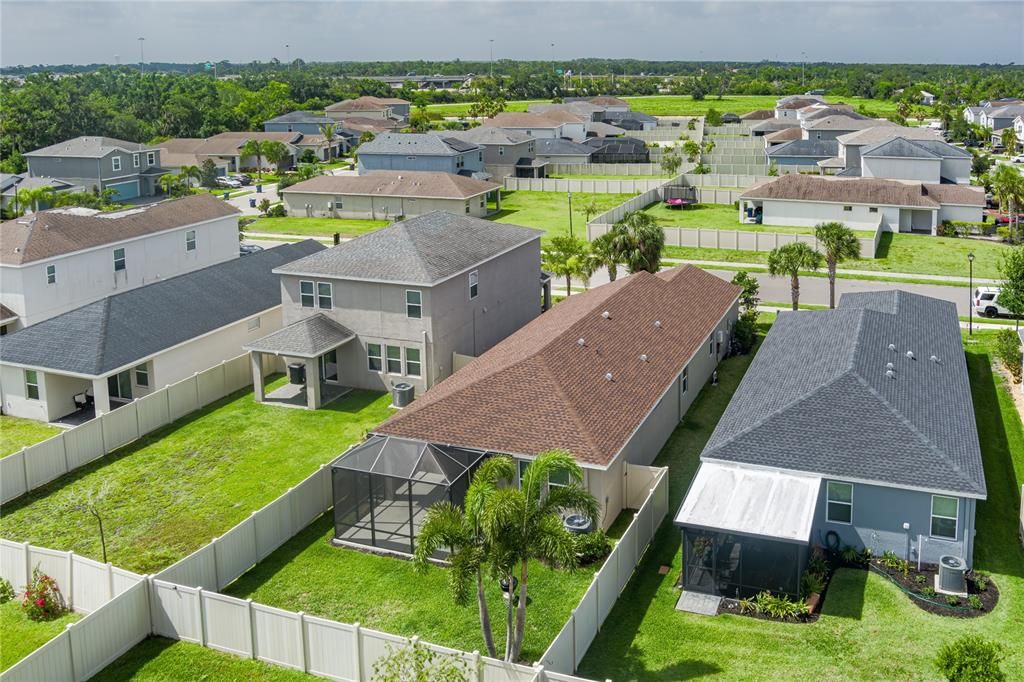 На продажу: $349,900 (4 спален, 2 ванн, 1633 Квадратных фут)
