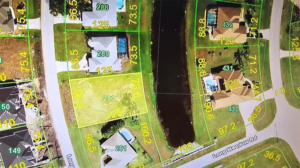 На продажу: $64,900 (0.23 acres)