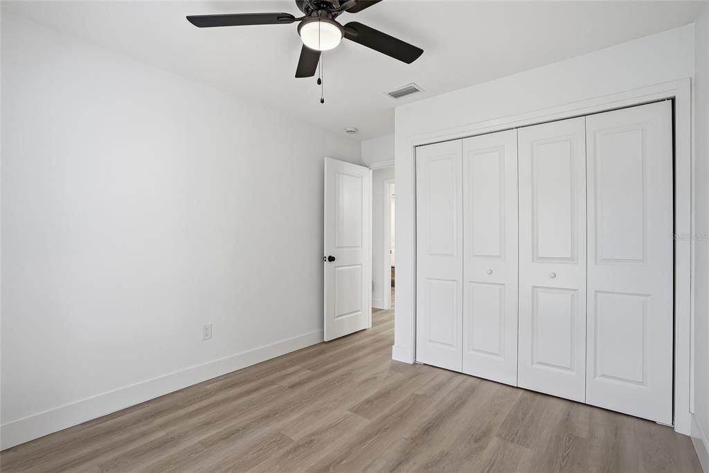 Active With Contract: $449,900 (3 beds, 2 baths, 1486 Square Feet)