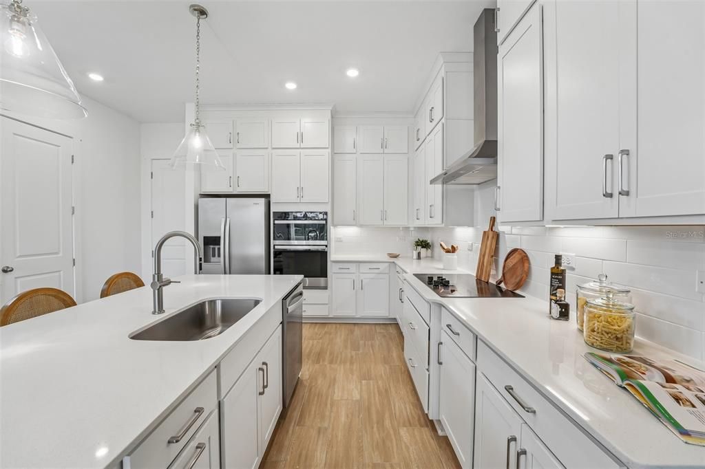 For Sale: $388,066 (3 beds, 2 baths, 1709 Square Feet)