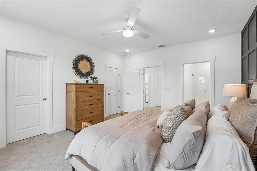 For Sale: $388,066 (3 beds, 2 baths, 1709 Square Feet)