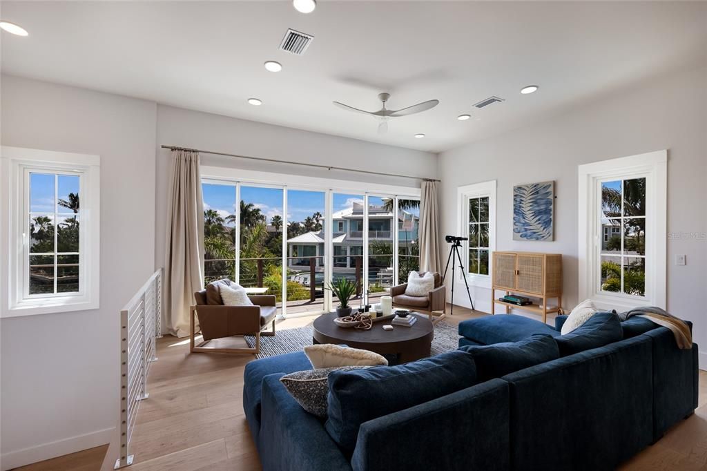 For Sale: $4,495,000 (4 beds, 4 baths, 3451 Square Feet)
