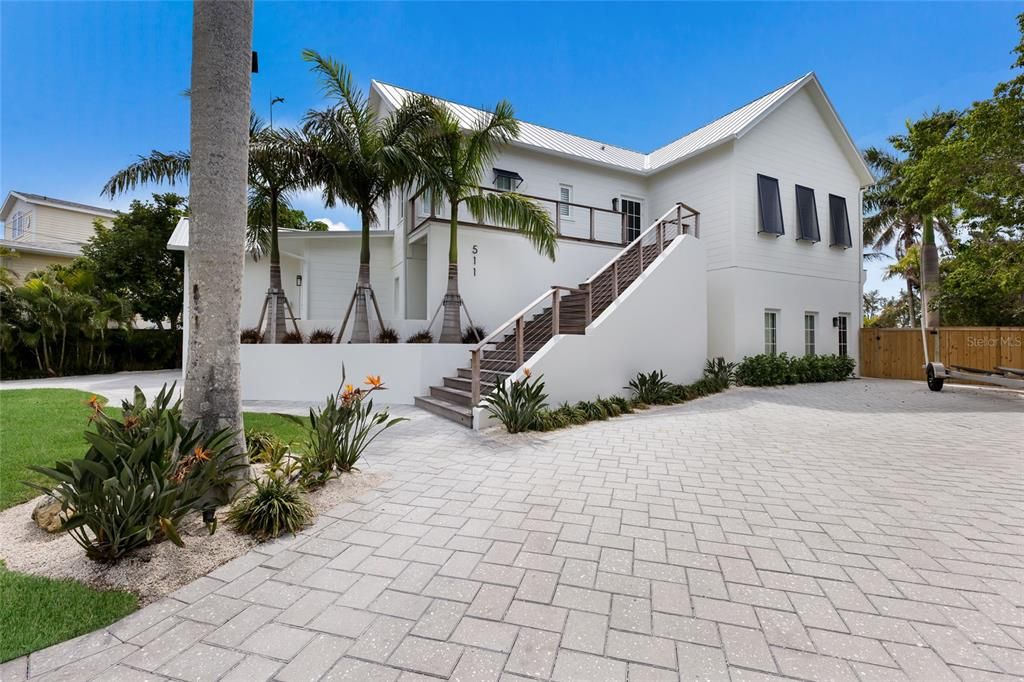 For Sale: $4,495,000 (4 beds, 4 baths, 3451 Square Feet)