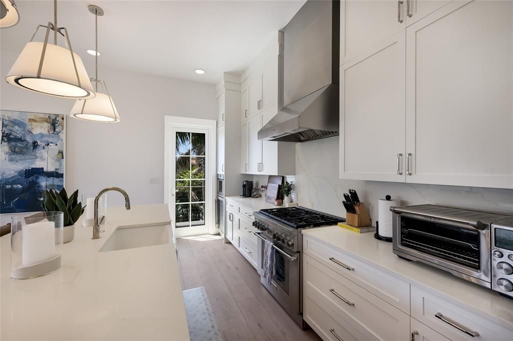 For Sale: $4,495,000 (4 beds, 4 baths, 3451 Square Feet)