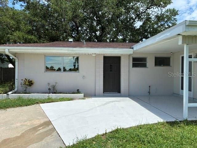For Sale: $215,000 (3 beds, 2 baths, 1404 Square Feet)