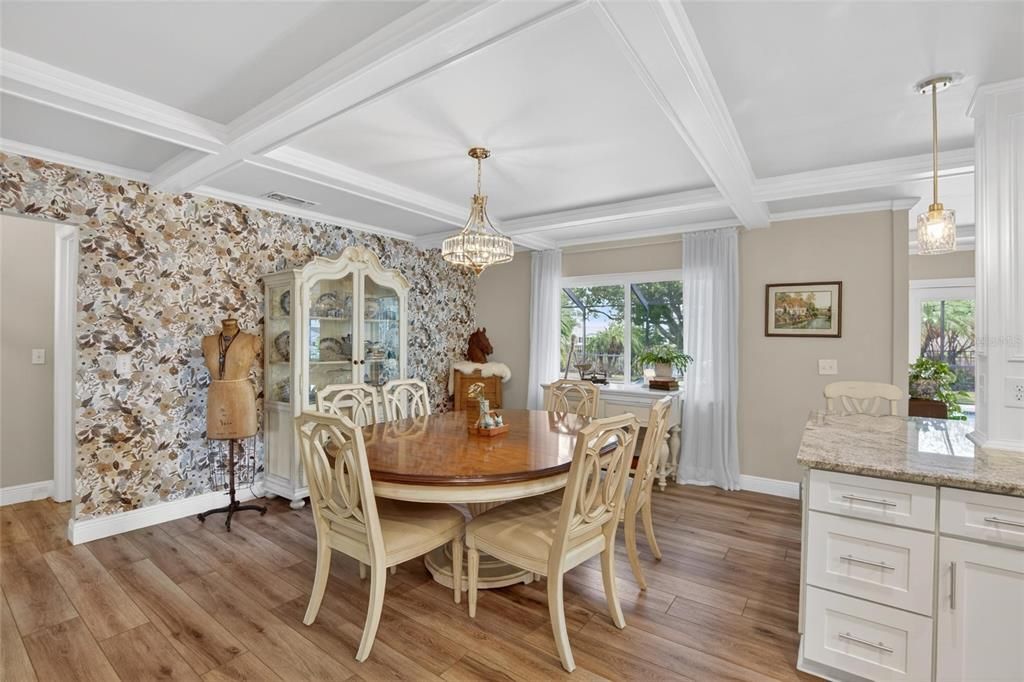 For Sale: $469,000 (2 beds, 2 baths, 2010 Square Feet)