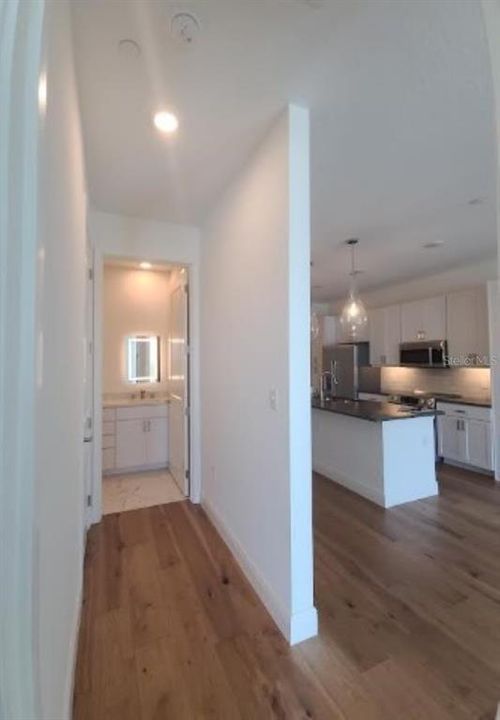 For Rent: $3,750 (2 beds, 2 baths, 1355 Square Feet)