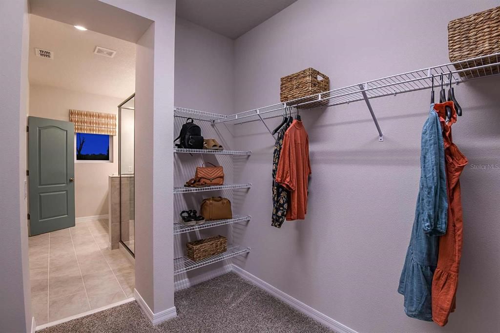 For Rent: $2,650 (3 beds, 2 baths, 1807 Square Feet)
