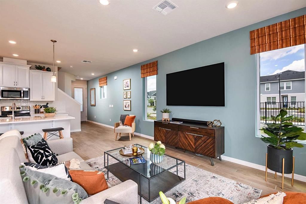 For Rent: $2,650 (3 beds, 2 baths, 1807 Square Feet)
