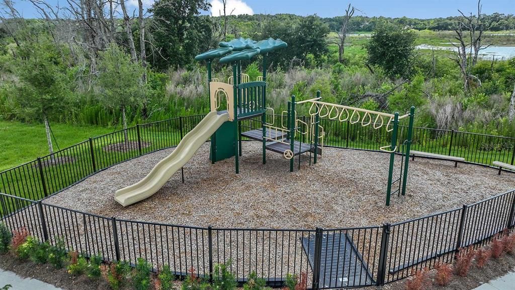 For Rent: $2,650 (3 beds, 2 baths, 1807 Square Feet)