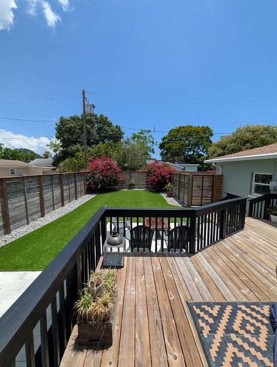 For Sale: $384,990 (2 beds, 1 baths, 1040 Square Feet)