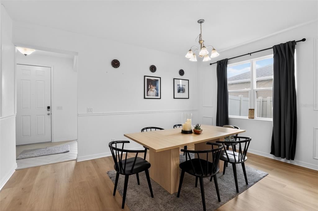 En Venta: $525,500 (5 camas, 3 baños, 3204 Pies cuadrados)