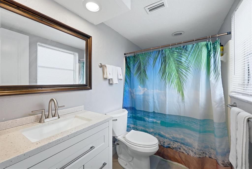 For Sale: $175,000 (2 beds, 2 baths, 966 Square Feet)