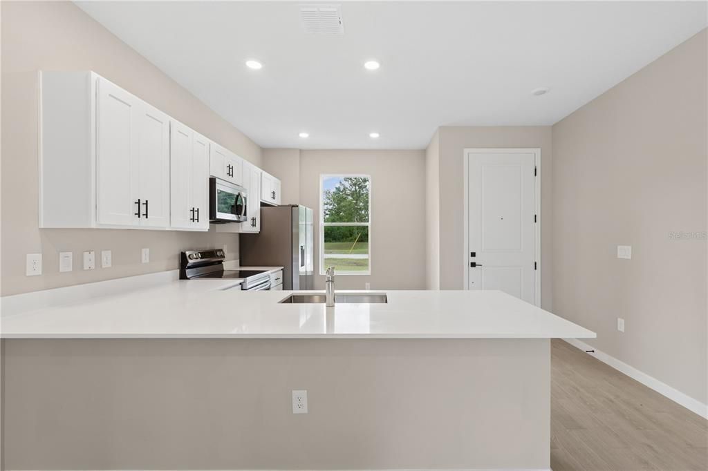 For Sale: $279,900 (3 beds, 2 baths, 1312 Square Feet)