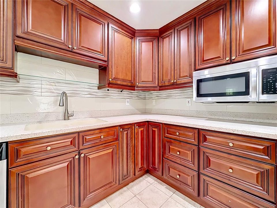 For Sale: $389,000 (3 beds, 2 baths, 2461 Square Feet)
