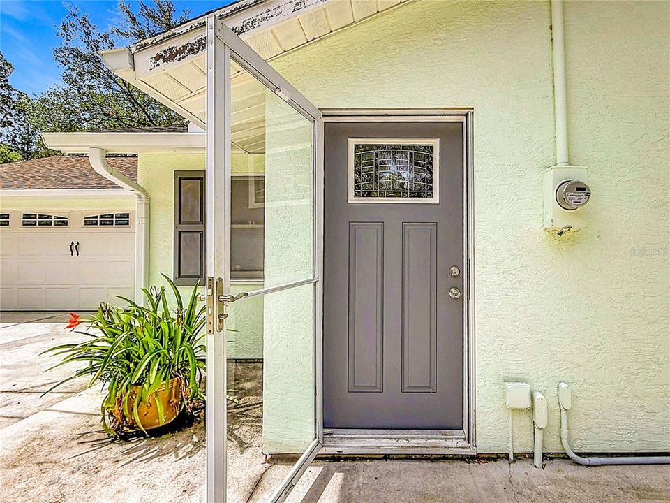 For Sale: $389,000 (3 beds, 2 baths, 2461 Square Feet)