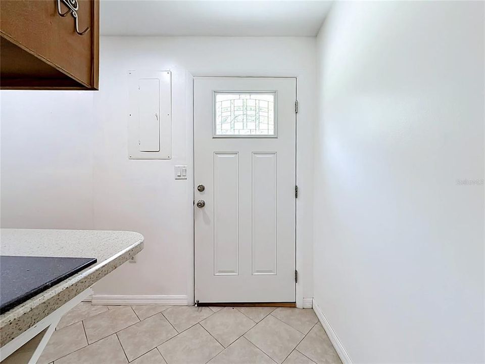 For Sale: $389,000 (3 beds, 2 baths, 2461 Square Feet)