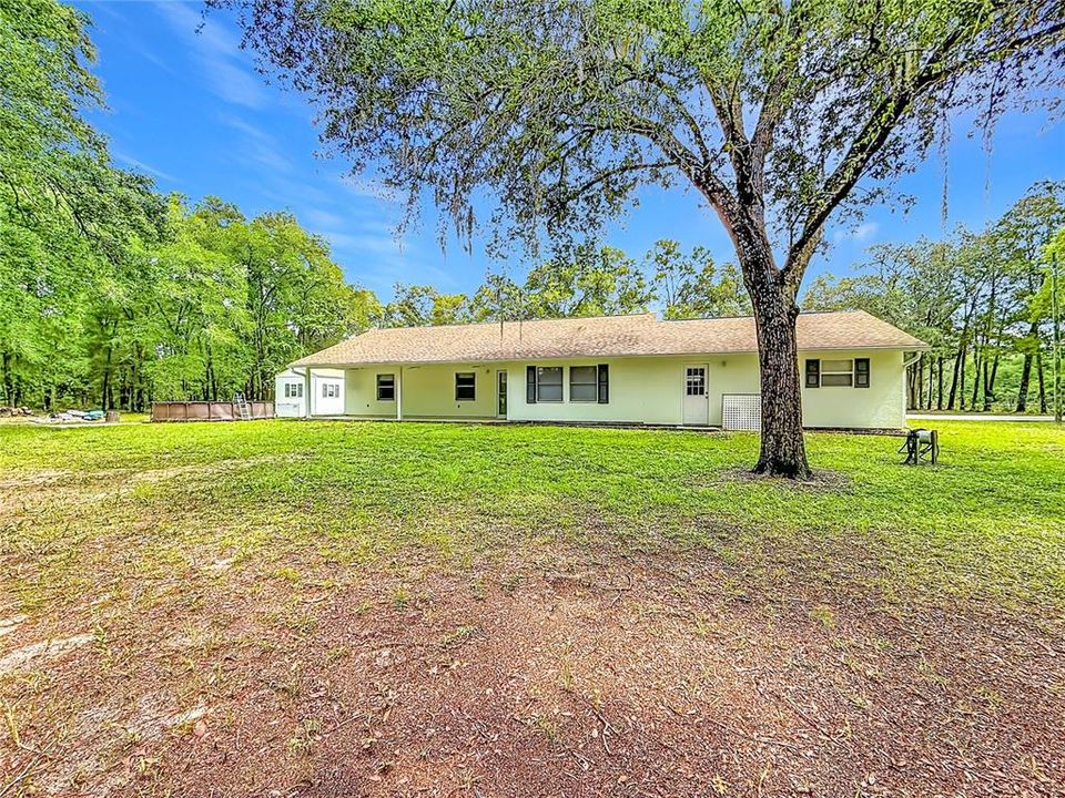 For Sale: $389,000 (3 beds, 2 baths, 2461 Square Feet)